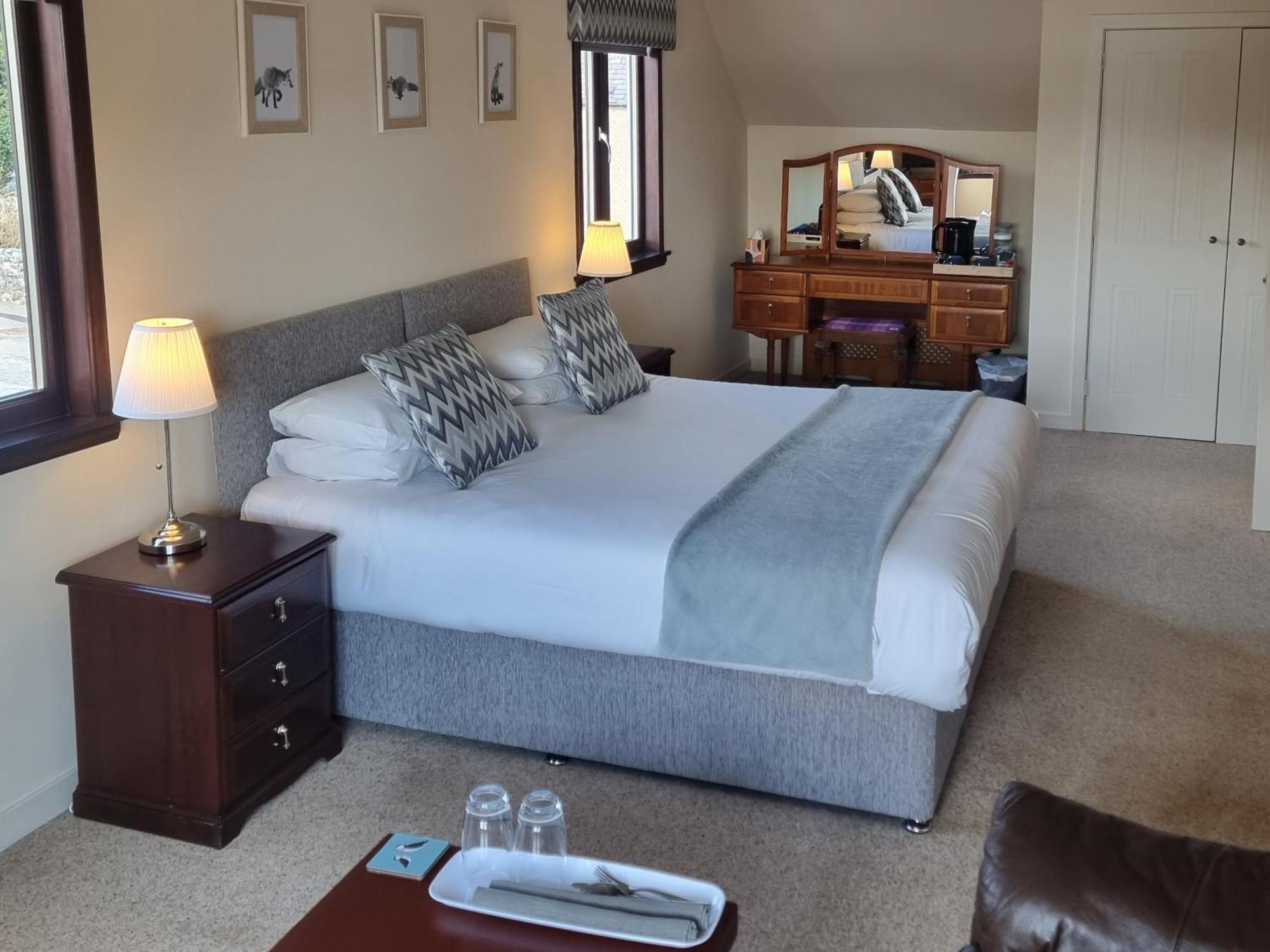 Hotel Loch View, Lairg Habitación foto